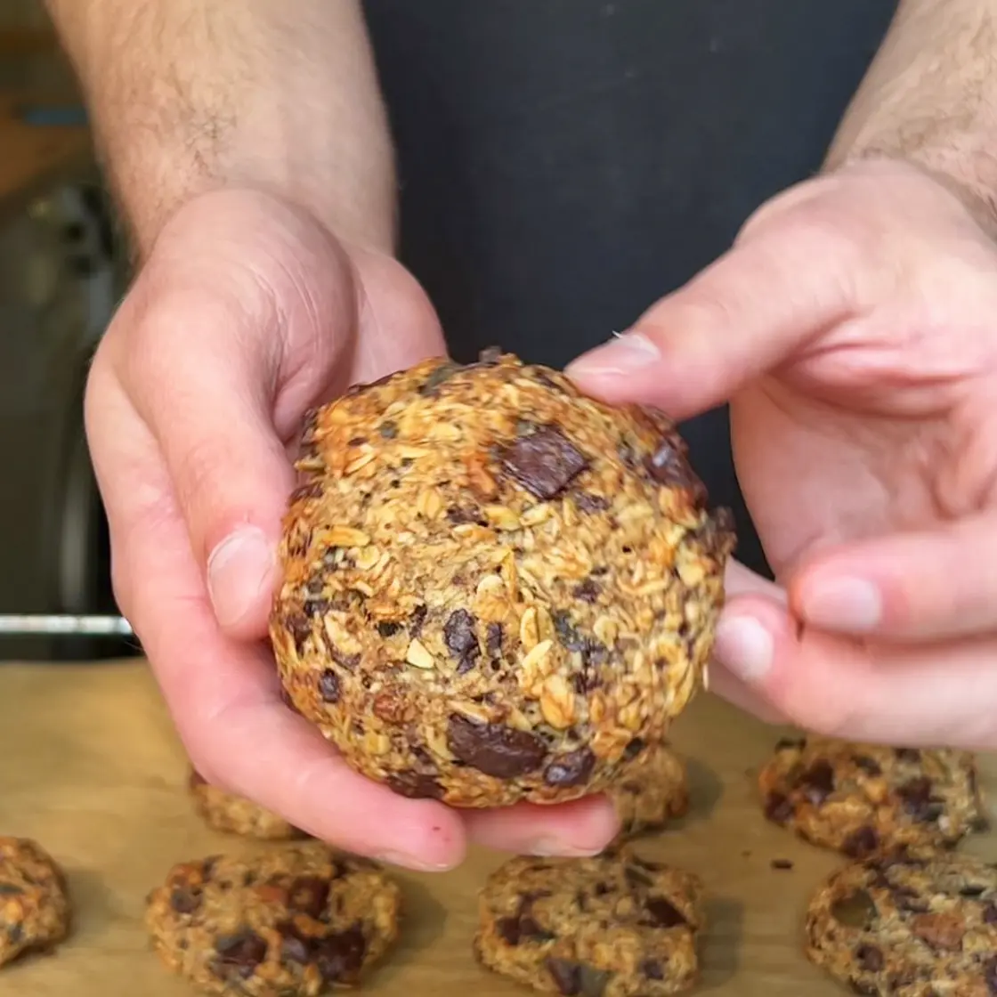 Healthy Breakfast Cookies 🍌🍪 perfect to use up overripe bananas!