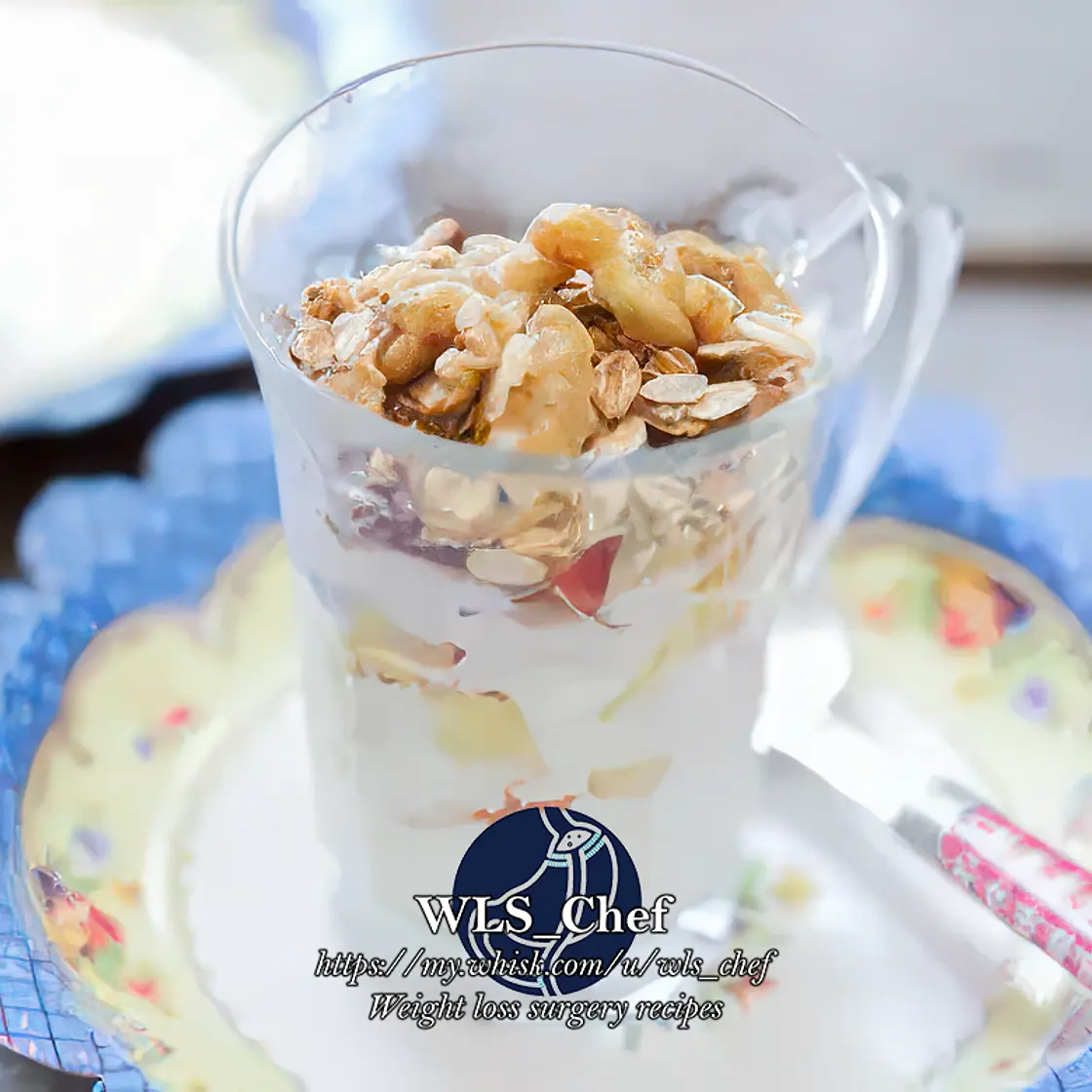 Yoghurt with nectarine and baked oats - WLS Recipe