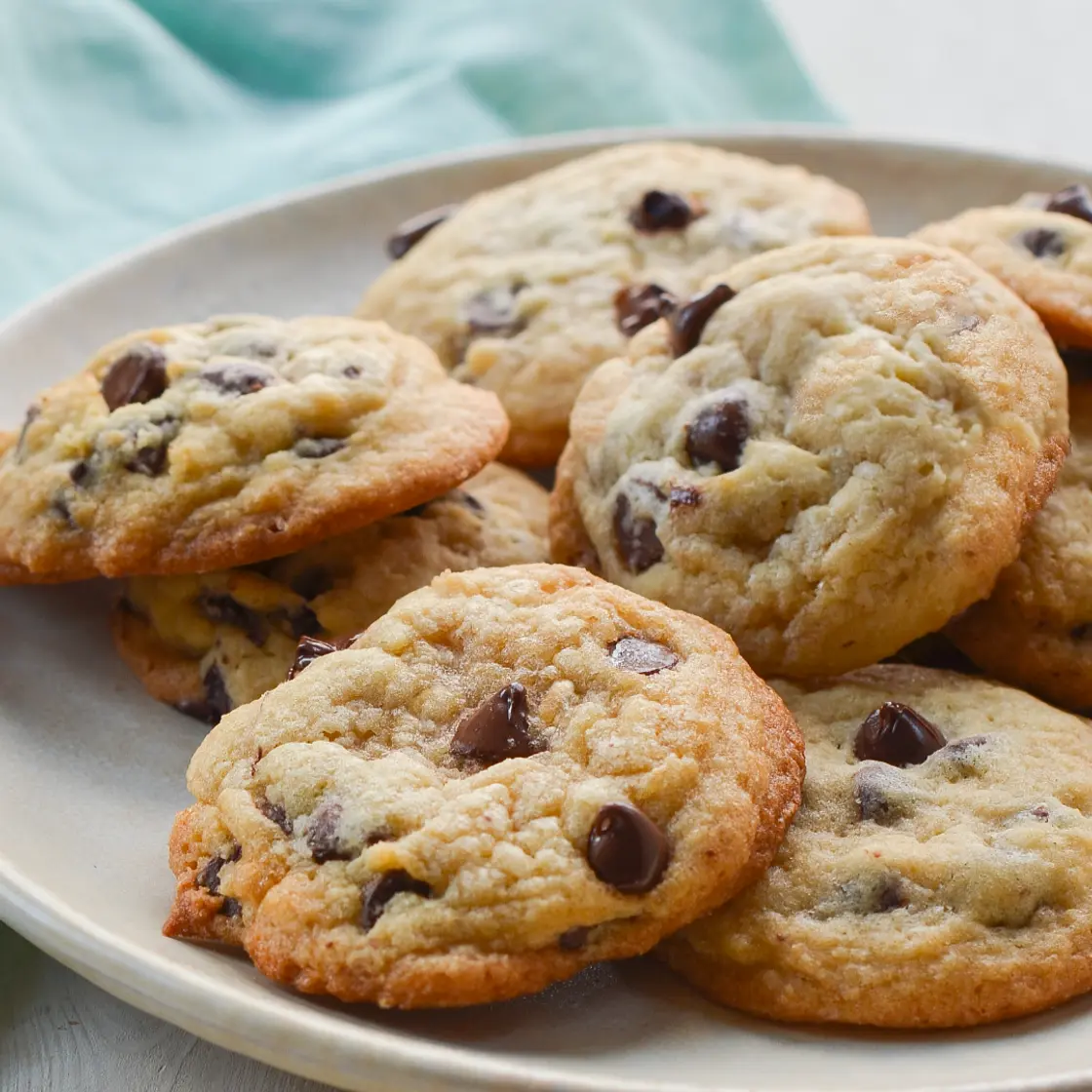 BEST Chocolate Chip Cookies