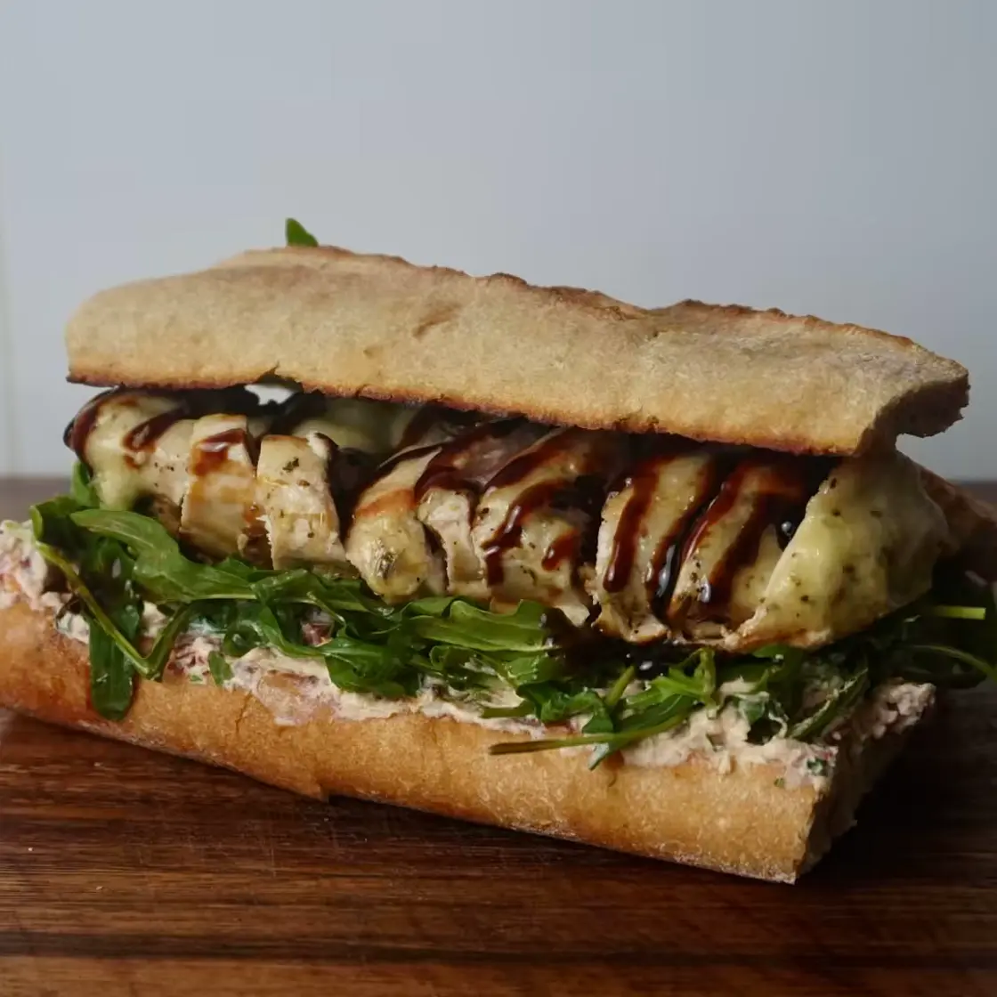 Hähnchen Ricotta Sandwich