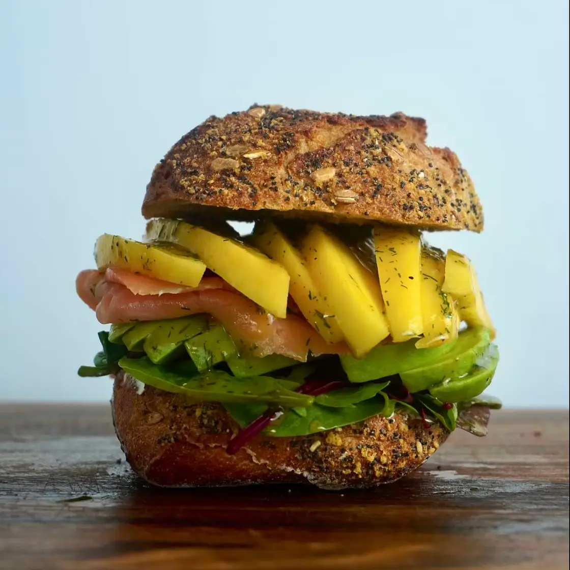 Räucherlachs Mango Sandwich