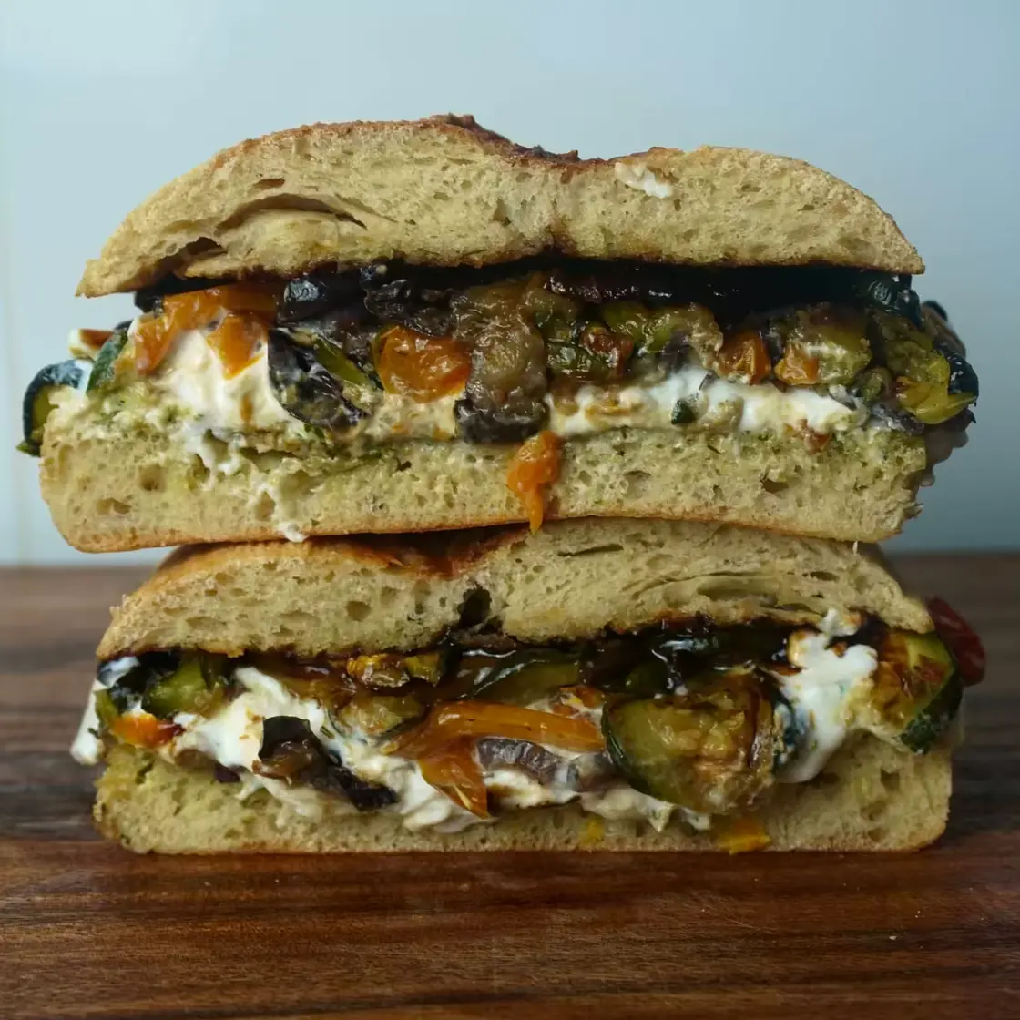 Burrata Grillgemüse Sandwich