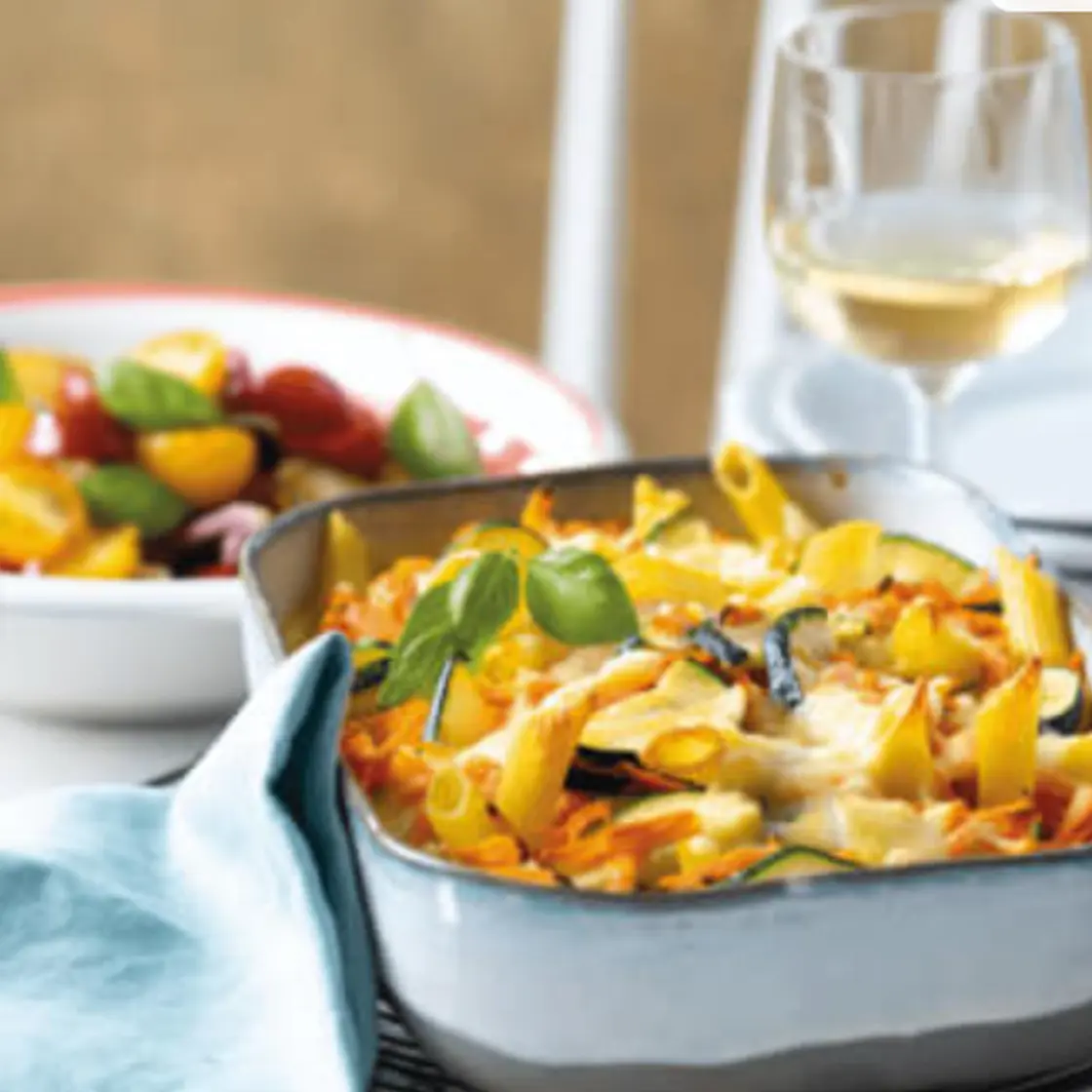 Nudelauflauf mit Zucchini und Karotten