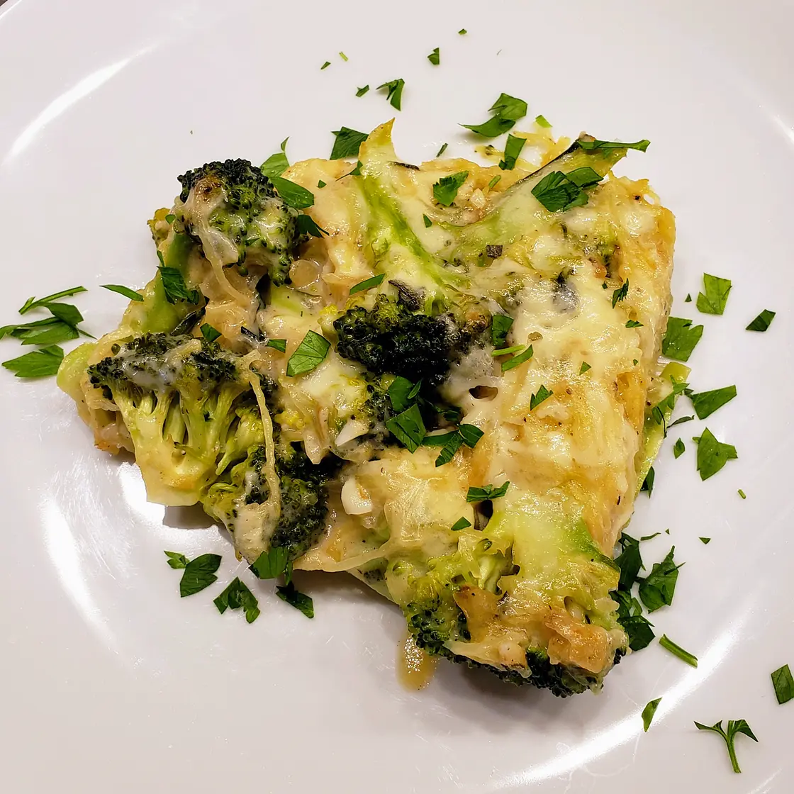 Broccoli-Cheddar Spaghetti Squash Casserole