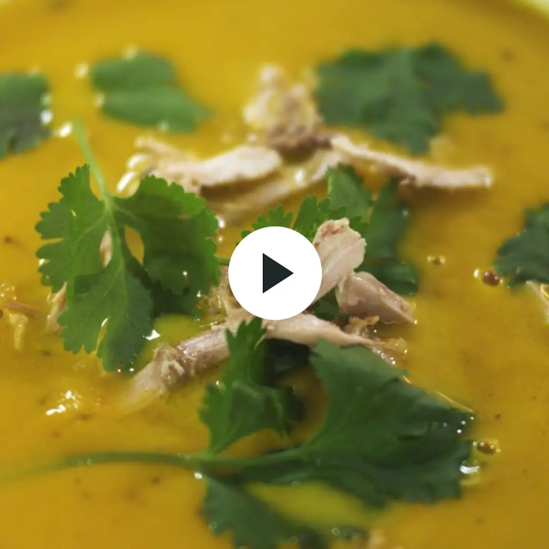 Curry-spiced carrot and coconut soup