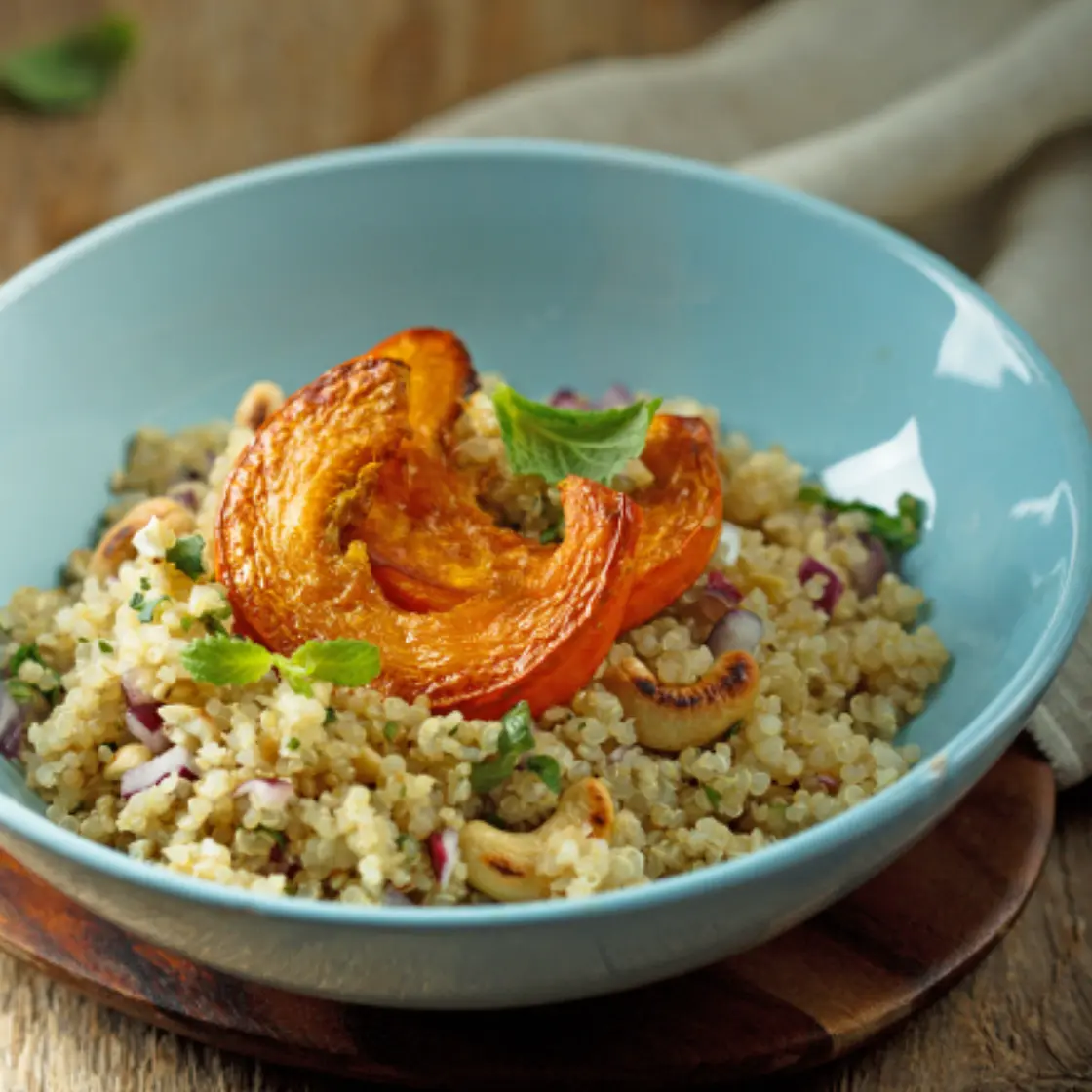 Potimarron rôti et salade tiède de quinoa