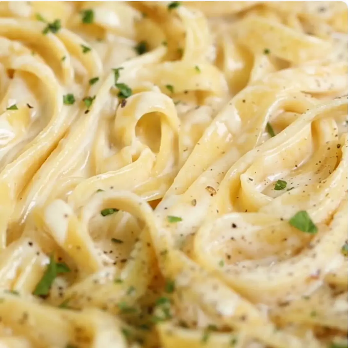 One pot garlic parmesan pasta