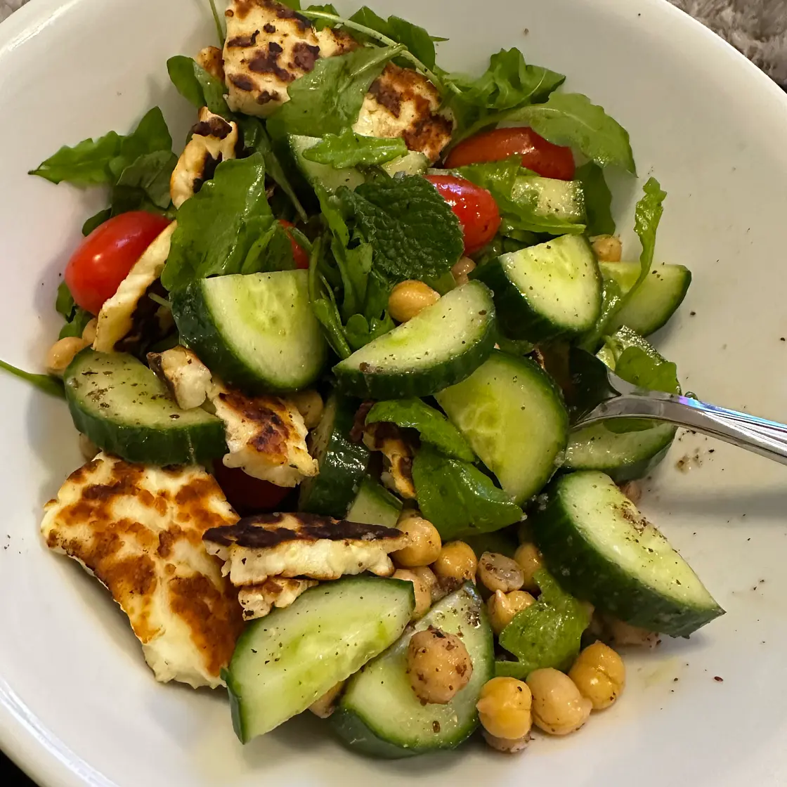 Mediterranean Chickpea Salad with Grilled Halloumi Cheese