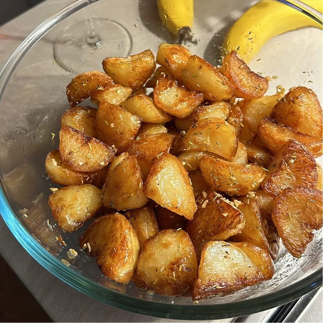 Rosemary & Garlic Roast Potatoes