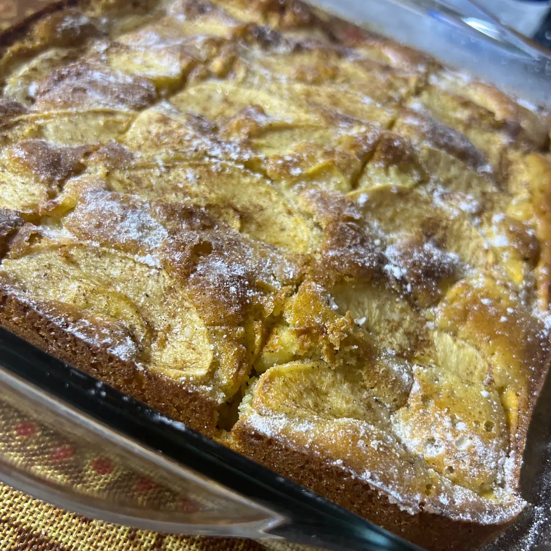 APPLE CAKE