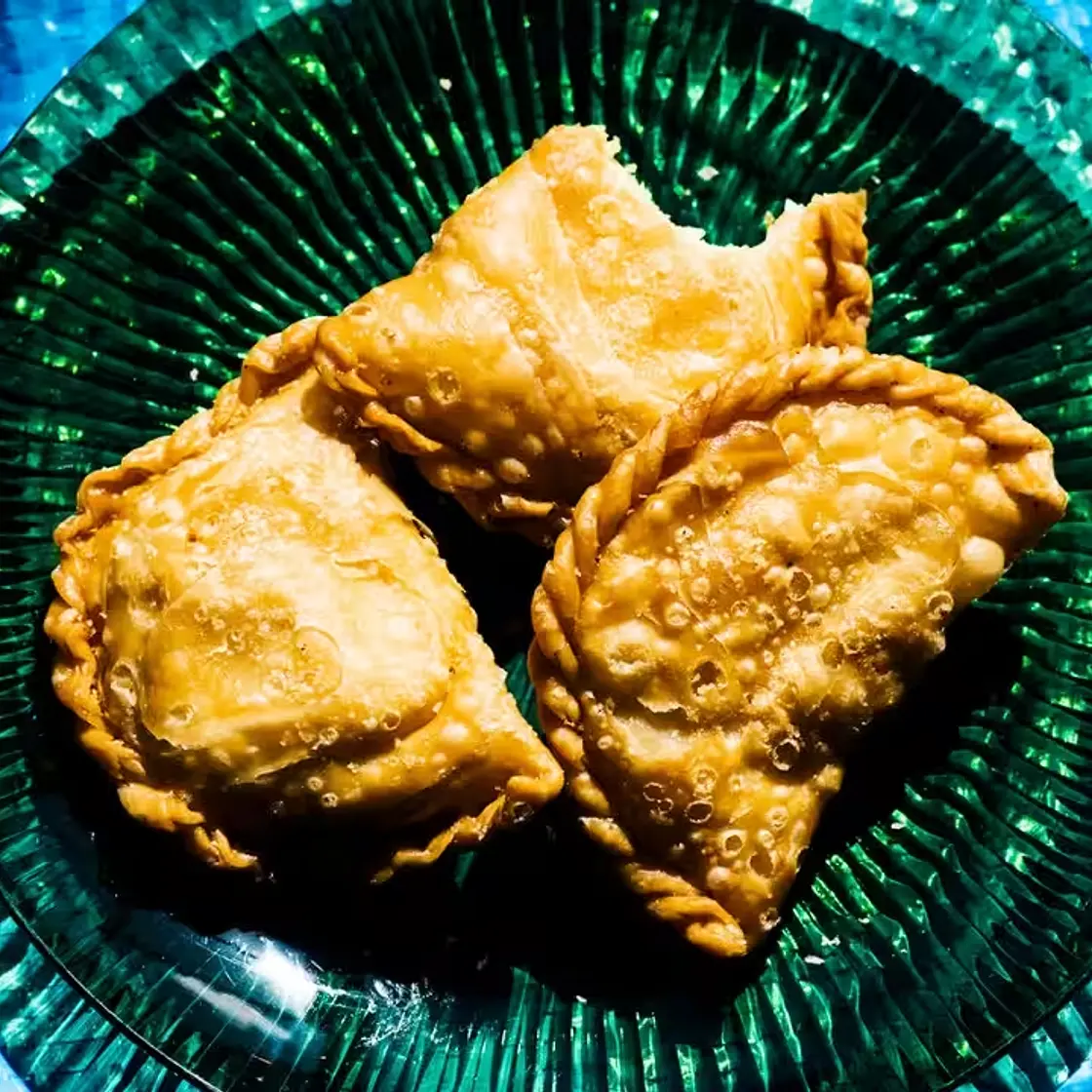 Chicken curry puffs - healthier