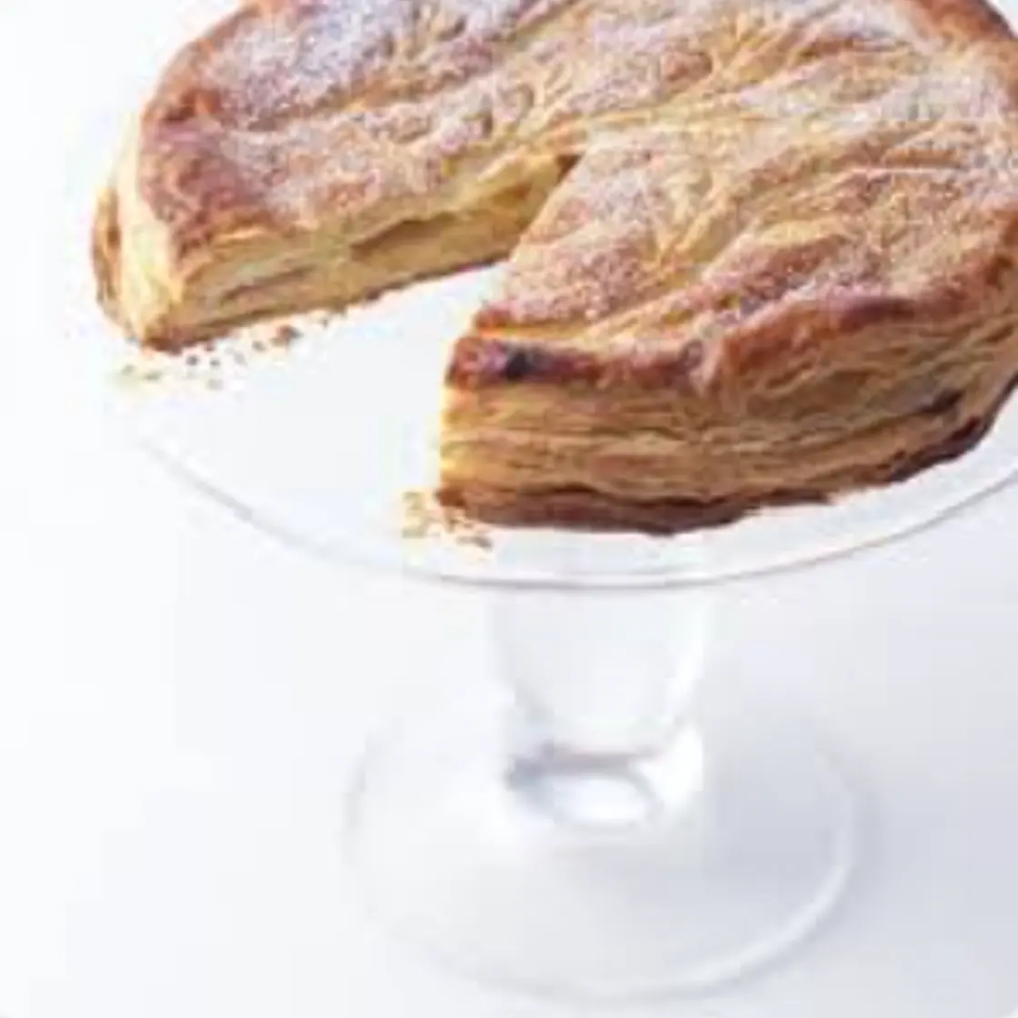 Pastry Puff with Almond Cream