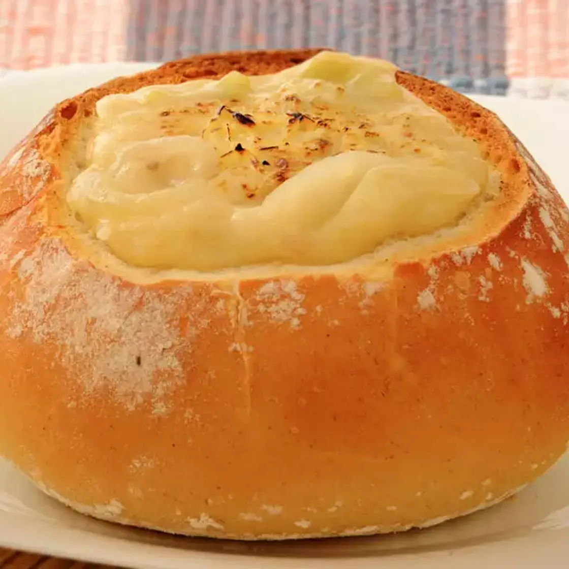 Creme de Cebola e Alho Poró no Pão