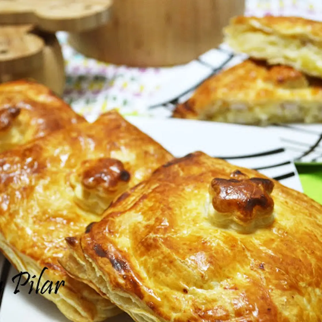 Empanada de pollo y piña