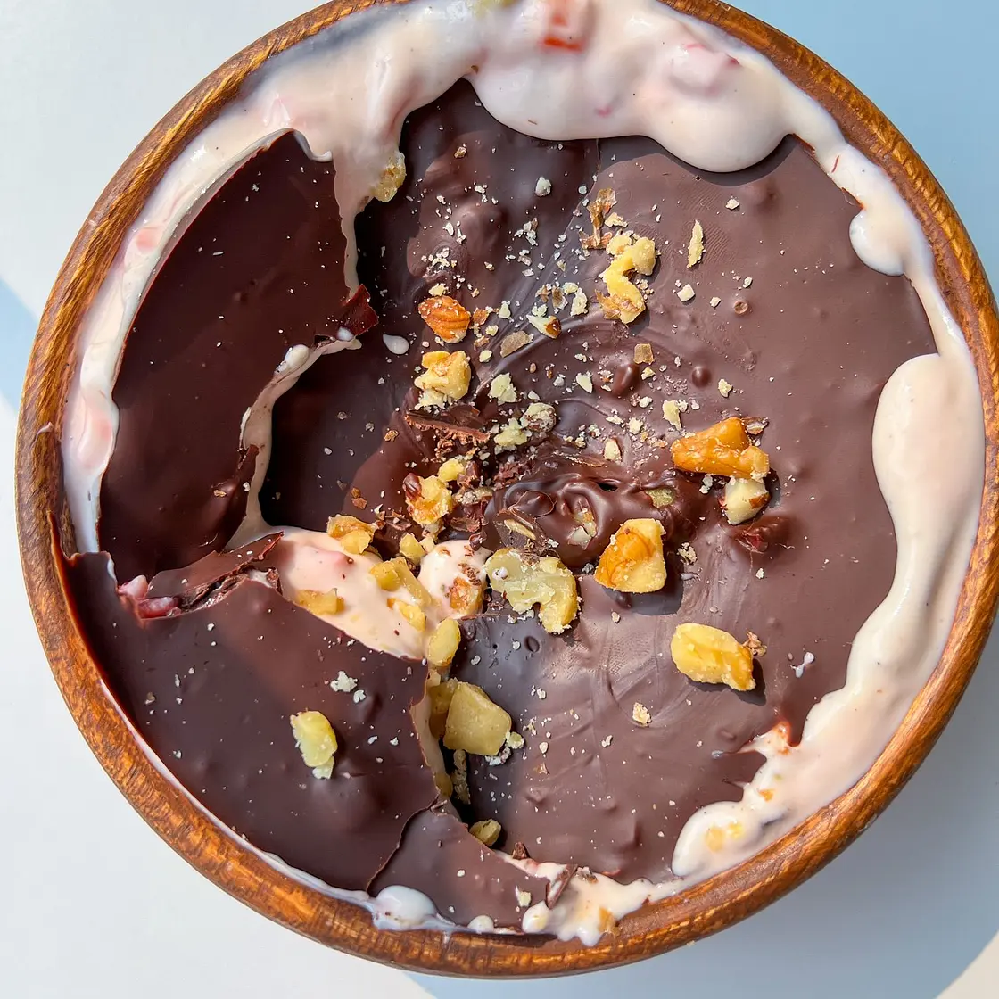 Snickers yoghurt bowl