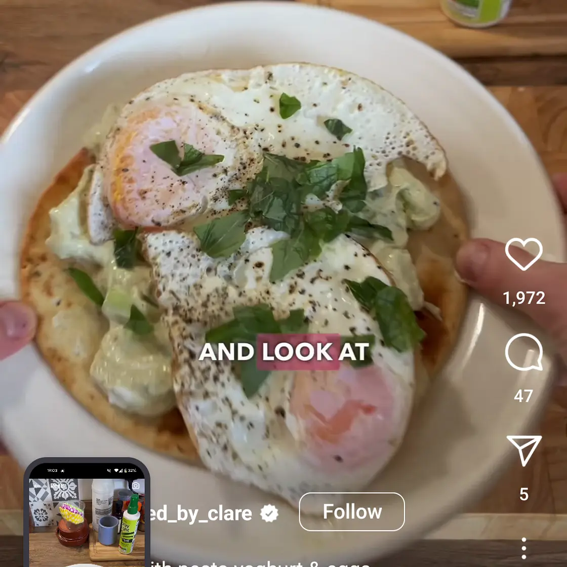 Flat breads topped with pesto greek yoghurt and eggs
