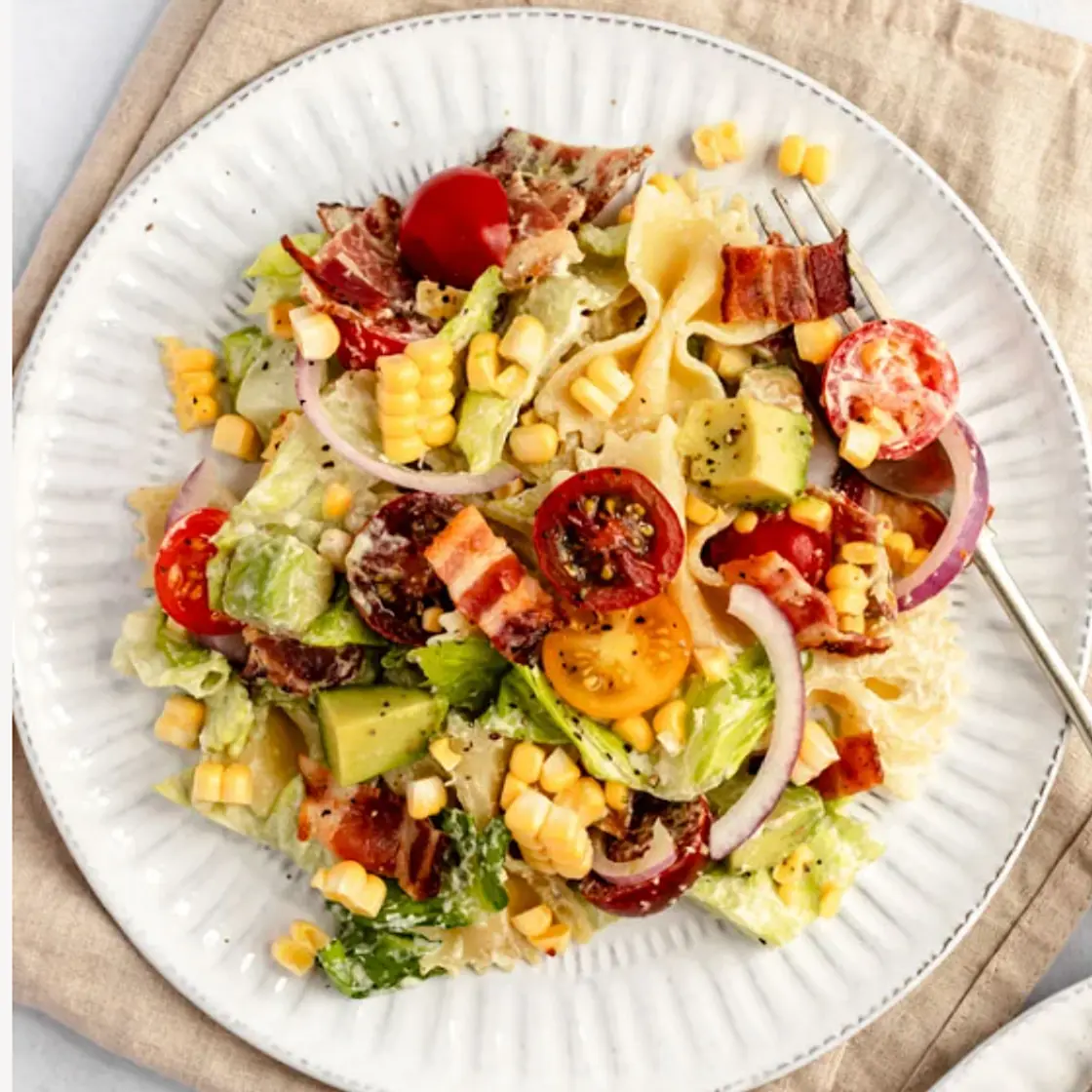 BLT Pasta Salad with Creamy Jalapeño Cashew Dressing
