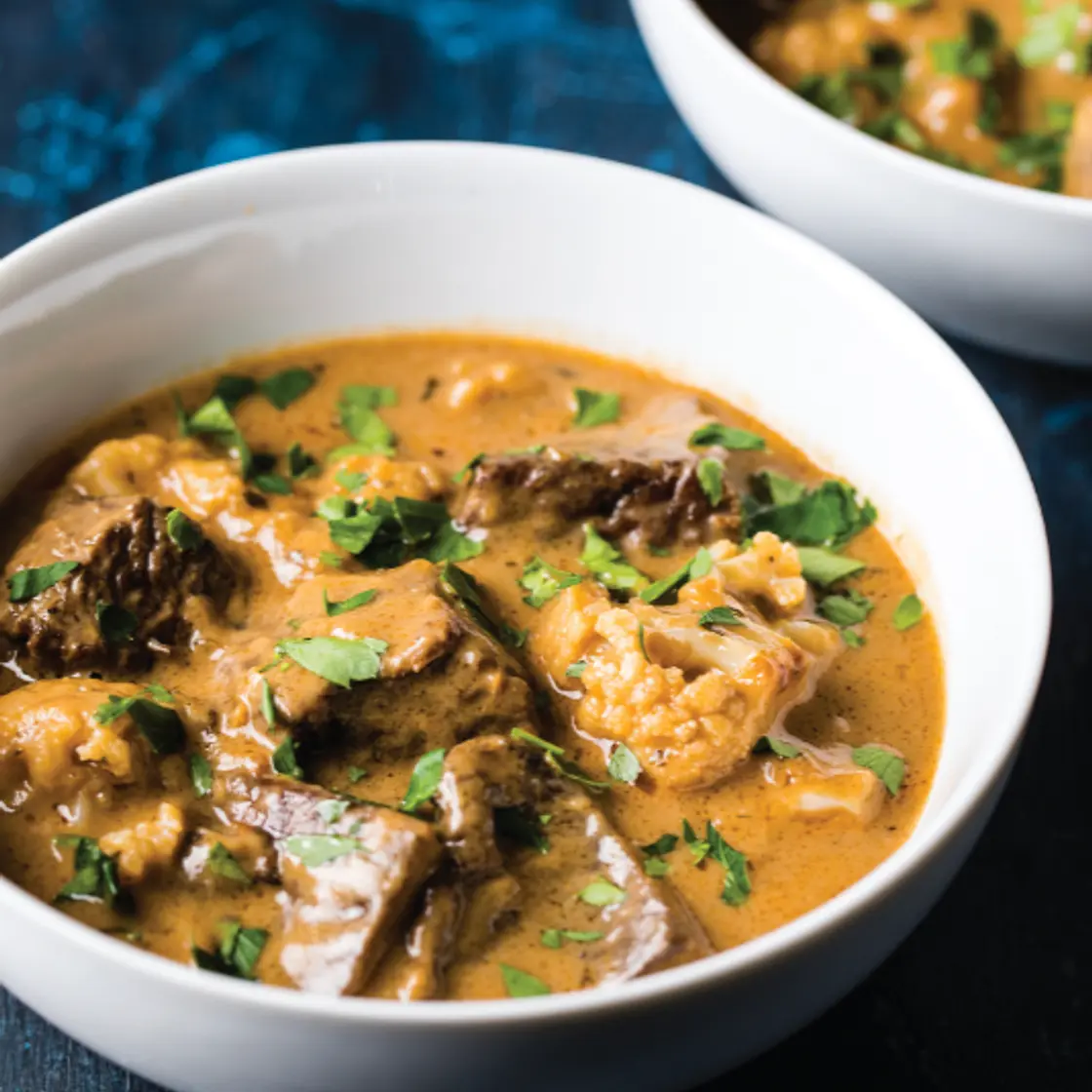 Hearty Beef Stew with Cauliflower and Mushrooms