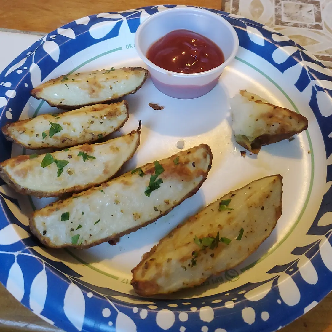 Baked Garlic Parmesan Potato Wedges