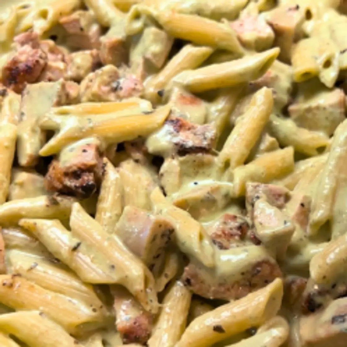 CREAMY CHICKEN PESTO PASTA
