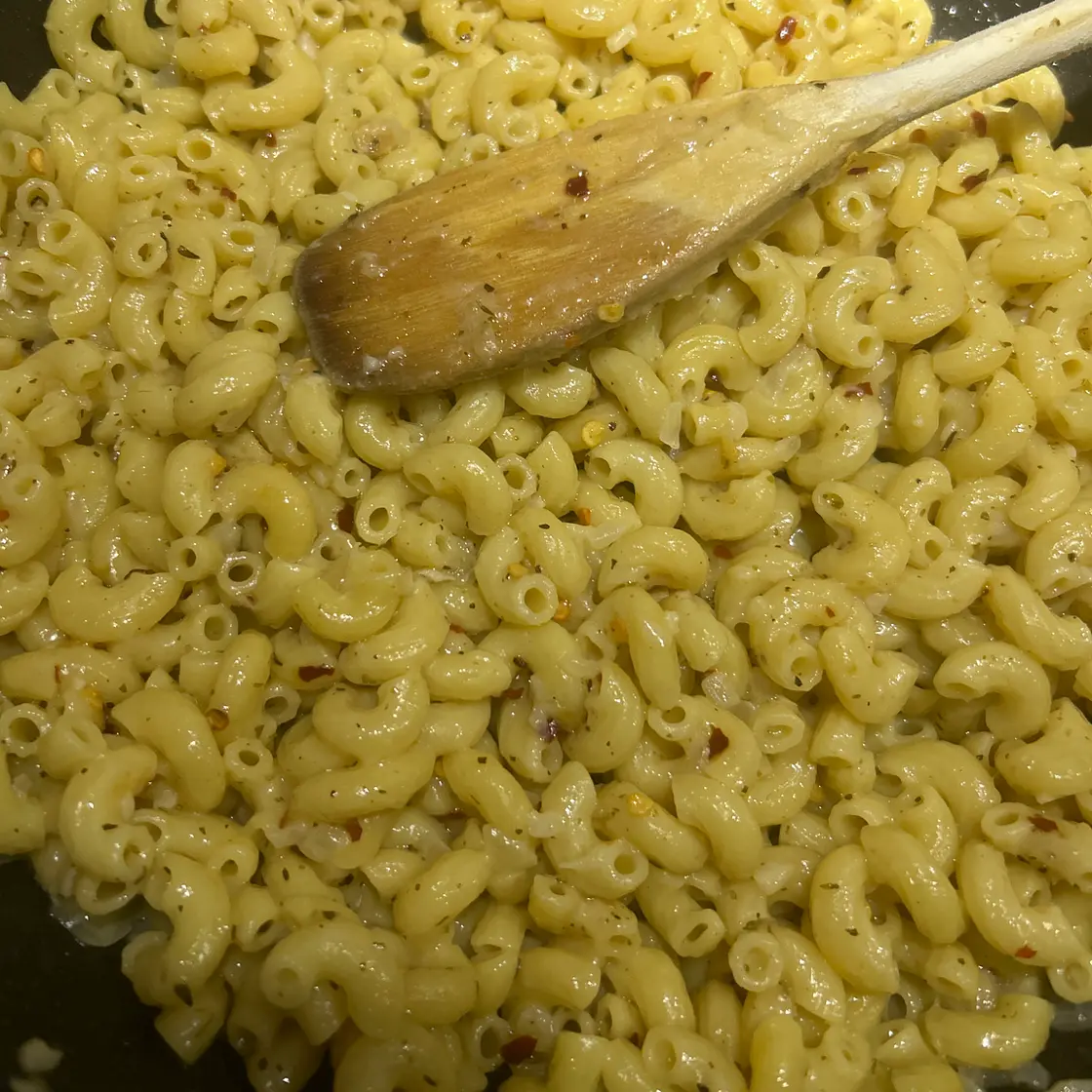 One Pot Garlic Butter Noodles