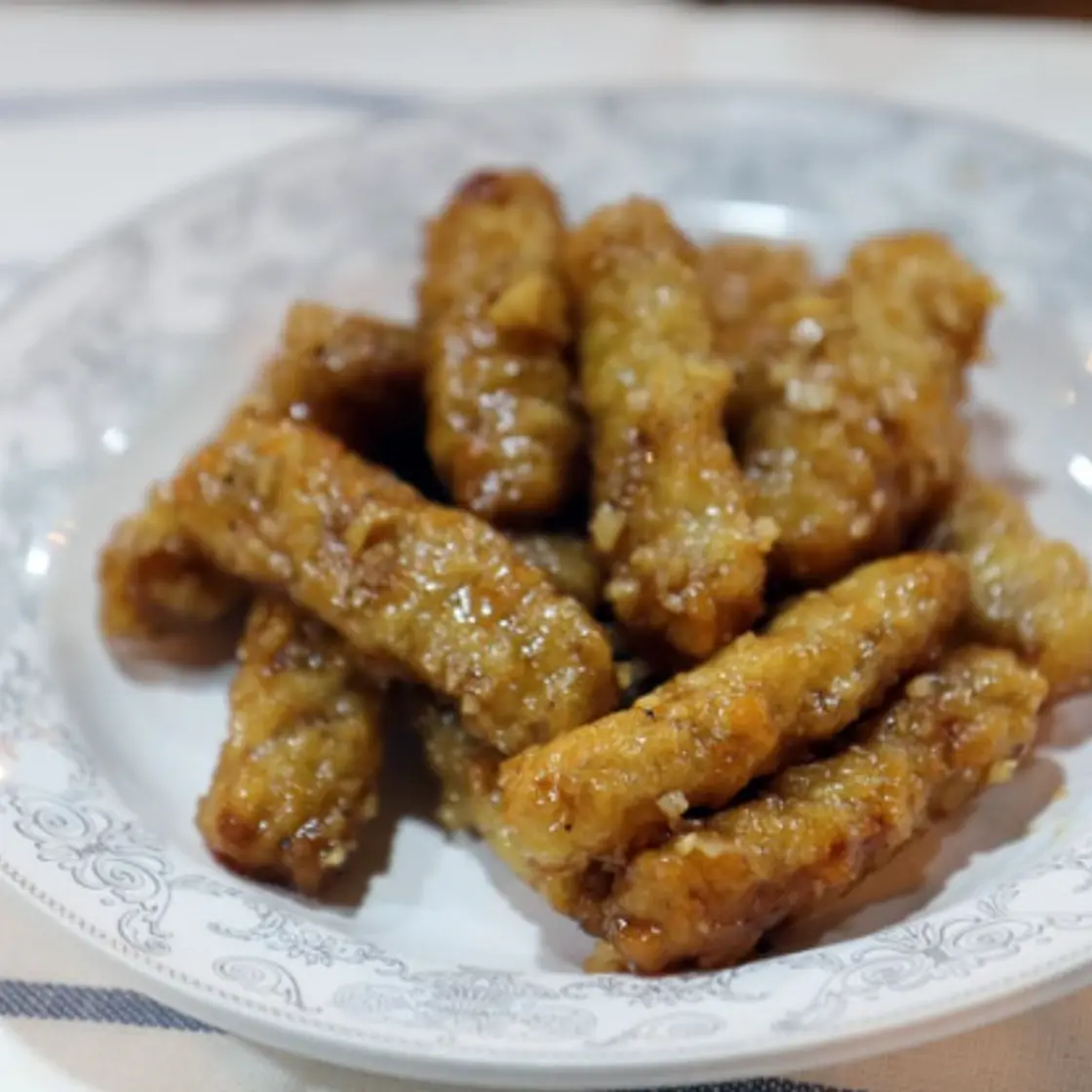 남은 탕수육으로 간장치킨맛 탕수육으로 바꿔 보세요.