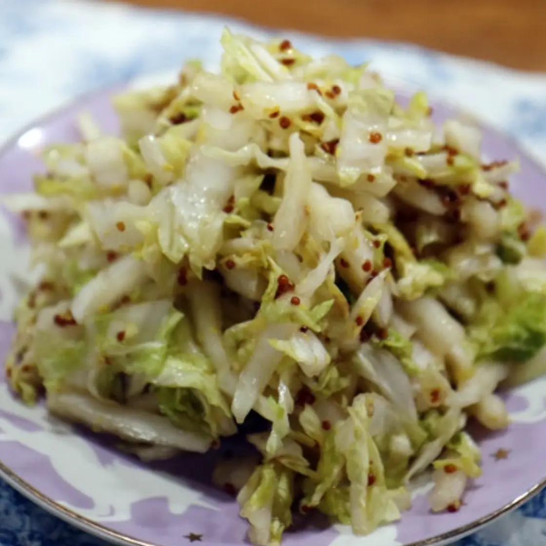 배추 이렇게 무쳐 보세요. 새로운 맛에 놀랍니다.