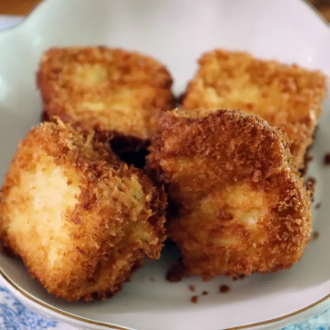 달콤함과 바삭함의 조화 식빵 연유튀김