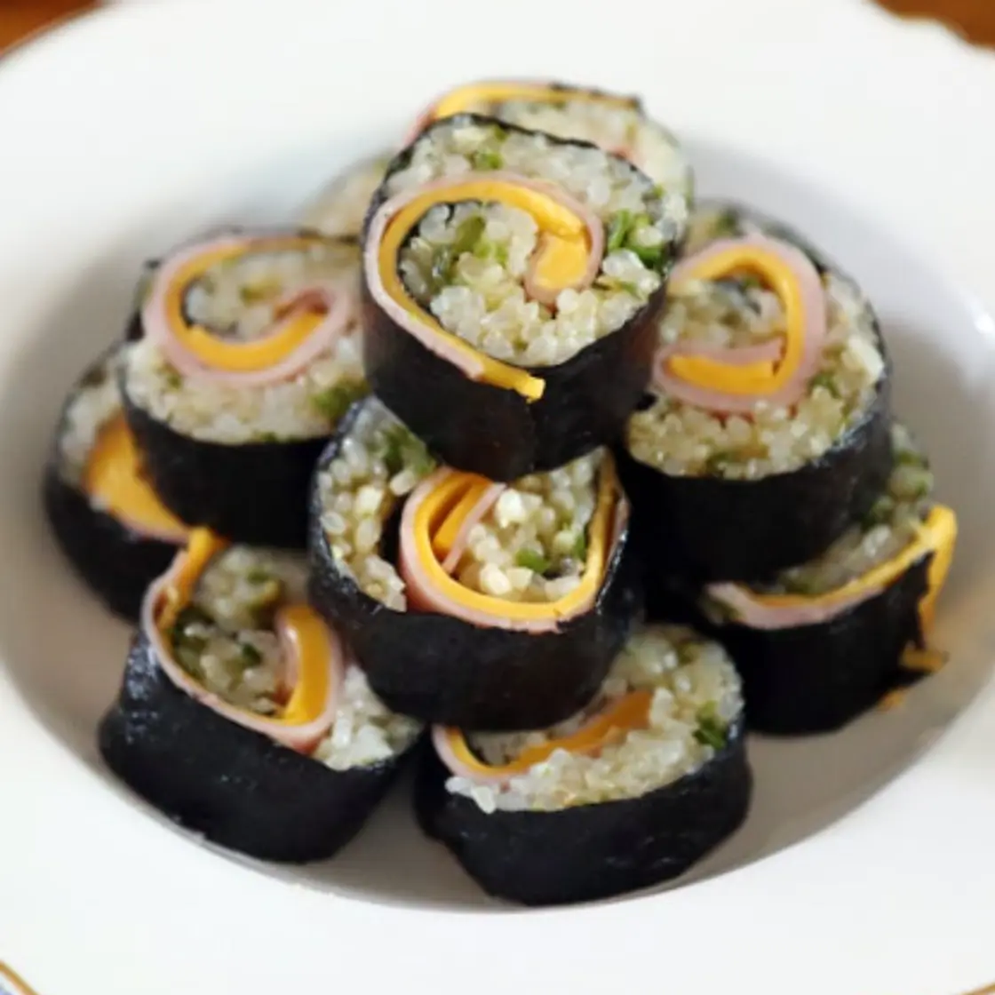 청양고추 넣어 매콤한 땡초치즈김밥