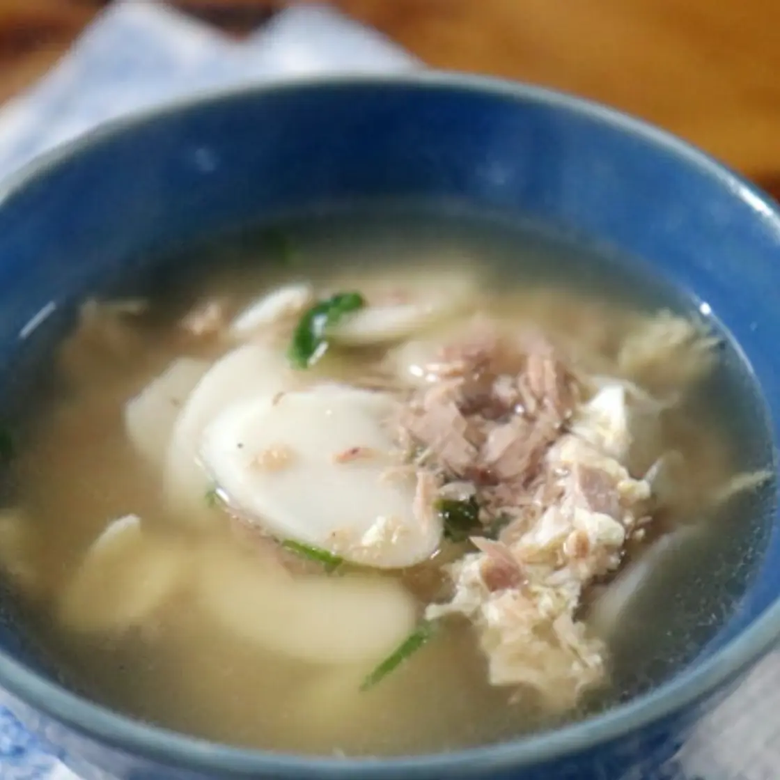 육수 고기 없는 감칠맛가득 참치떡국