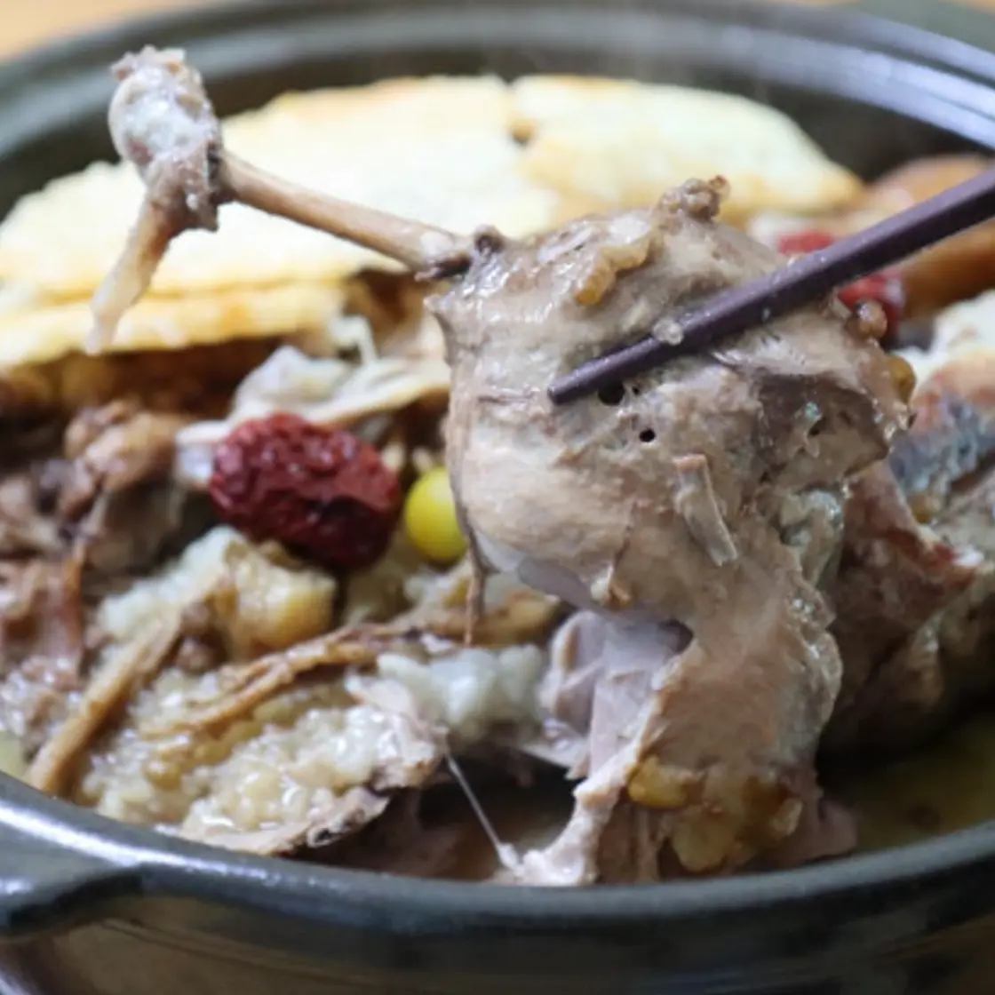 닭백숙 보다 맛있는 누룽지 오리백숙 만들어 보세요.