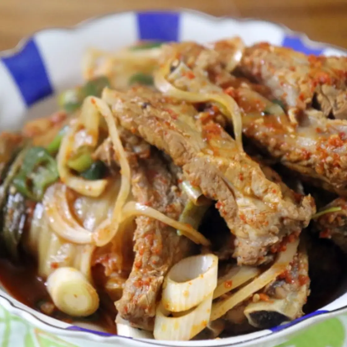 감칠맛 폭발 등갈비 김치찜 레시피