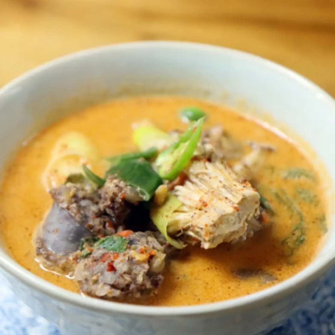 겨울철 필수 매콤하고 시원한 순대전골