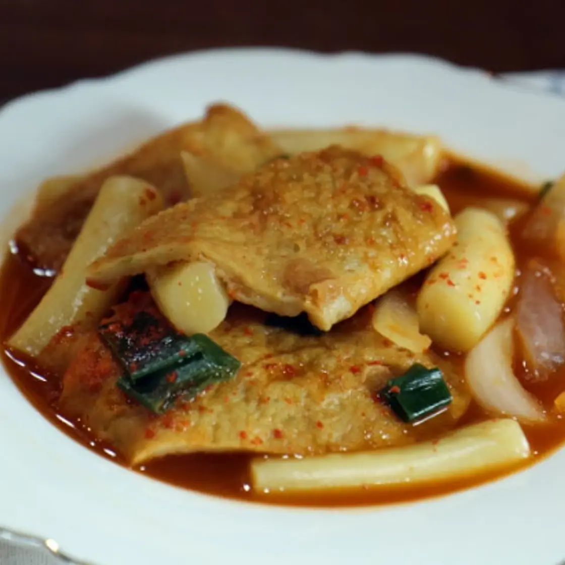 라면스프로 국물 떡볶이 만들어 보세요.