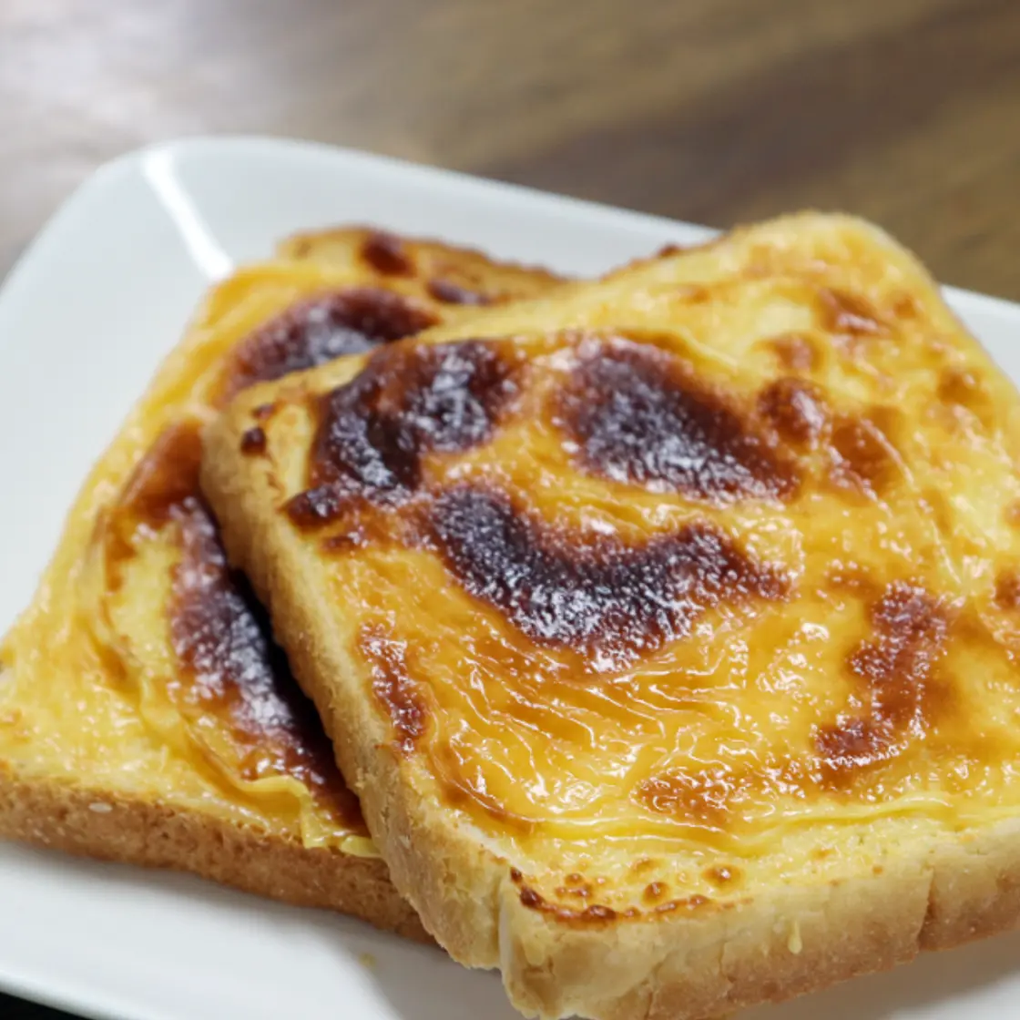 치즈케이크 맛이 나는 간단한 토스트