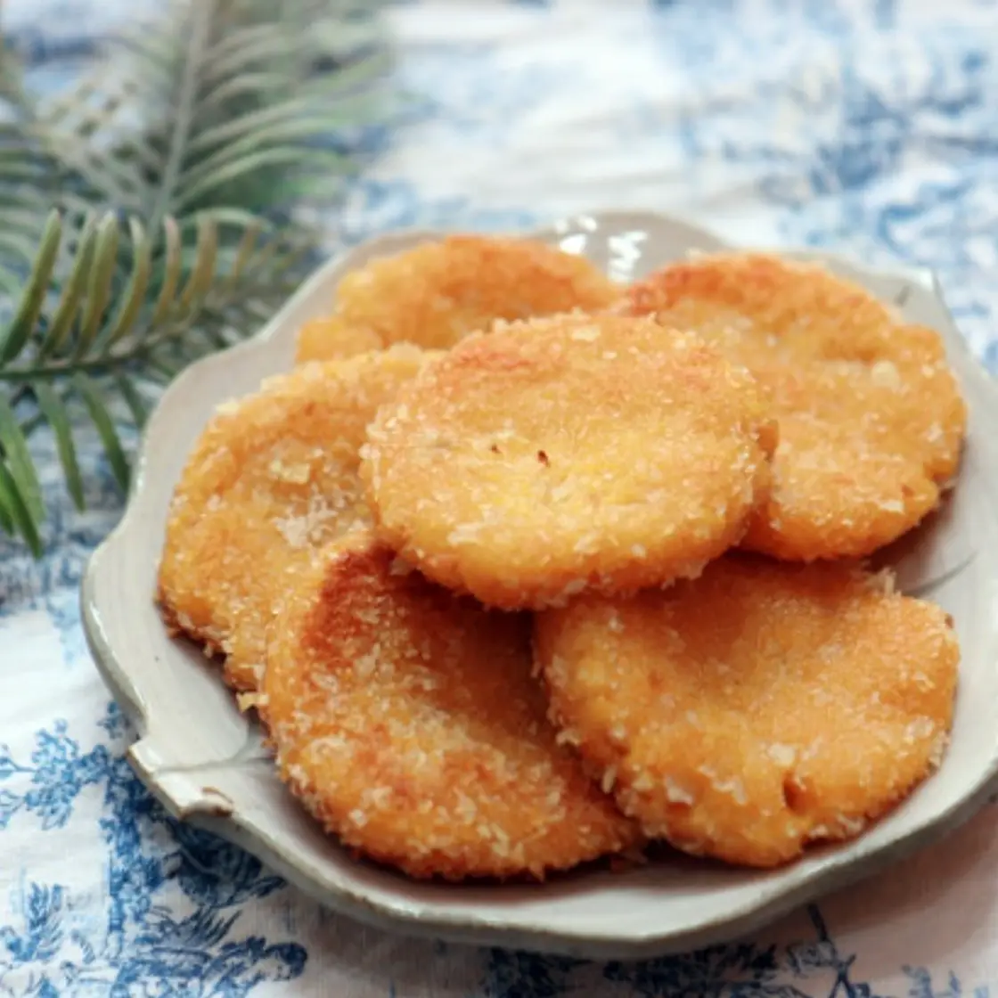 단호박 찰떡 구워서 만들어 보세요. 쫀뜩쫀득 쫄깃쫄깃 맛있어요.