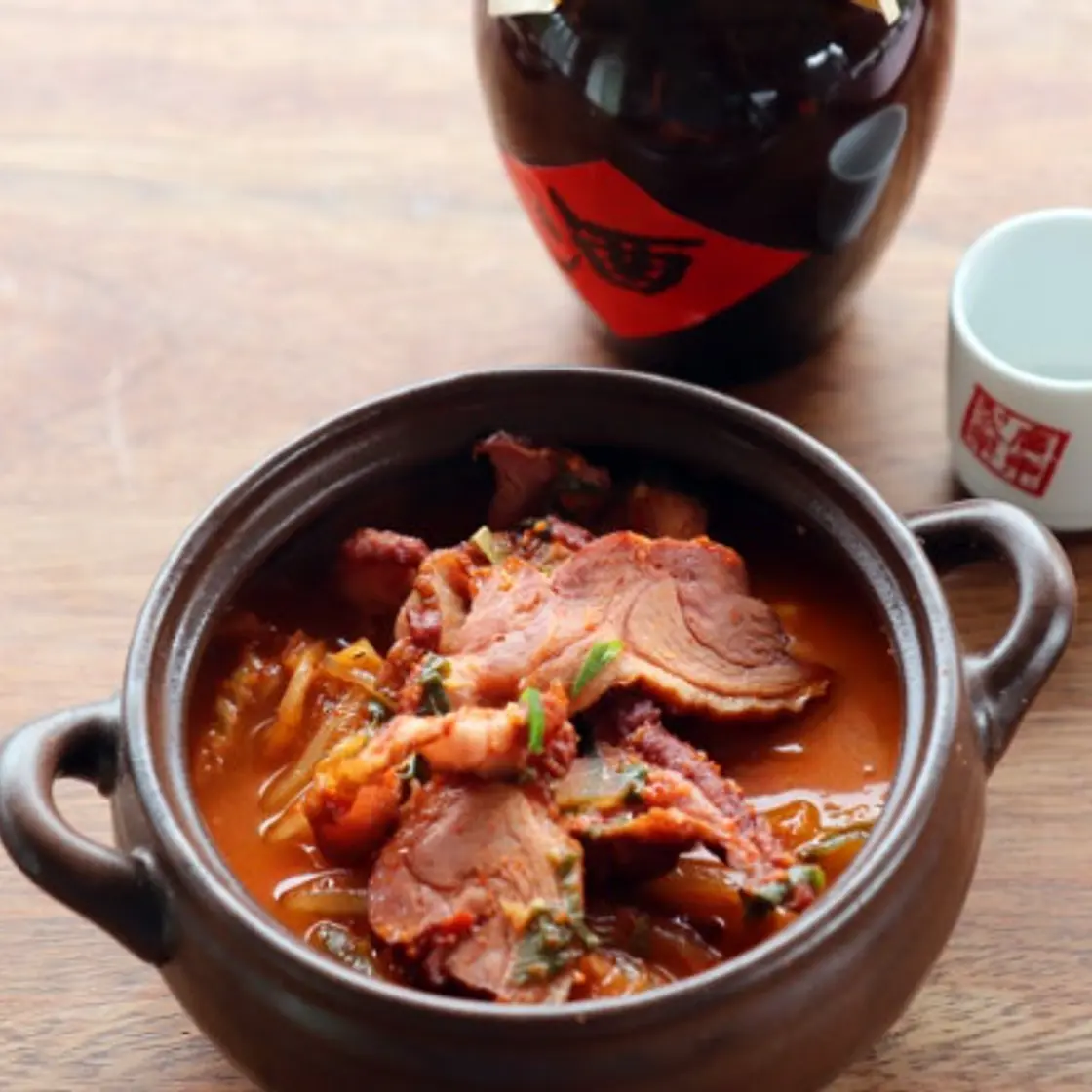 훈제오리 김치찌개