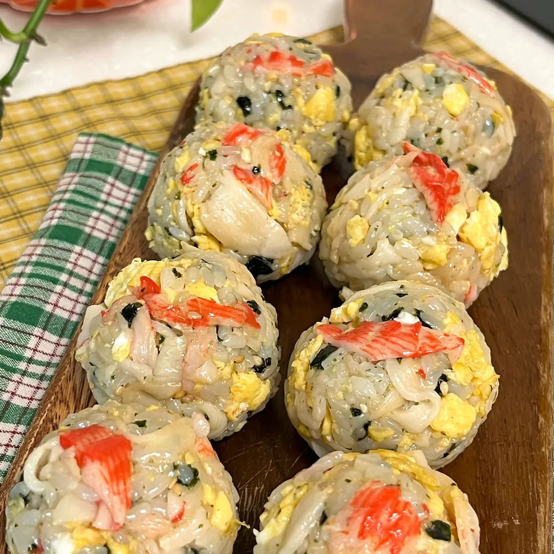 Delicious Crab & Egg Rice Balls
