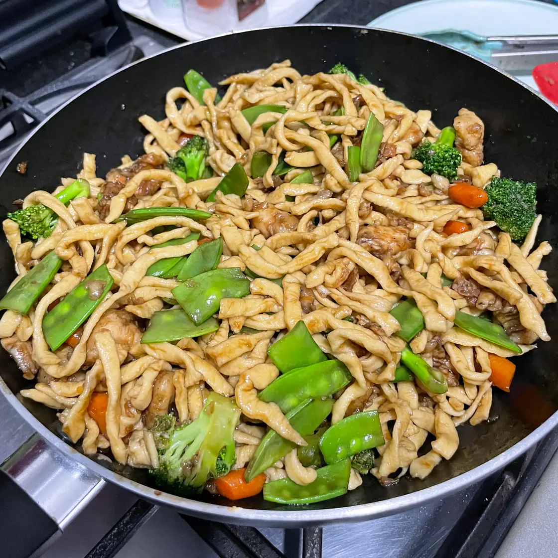 Honey Garlic Chicken Noodles