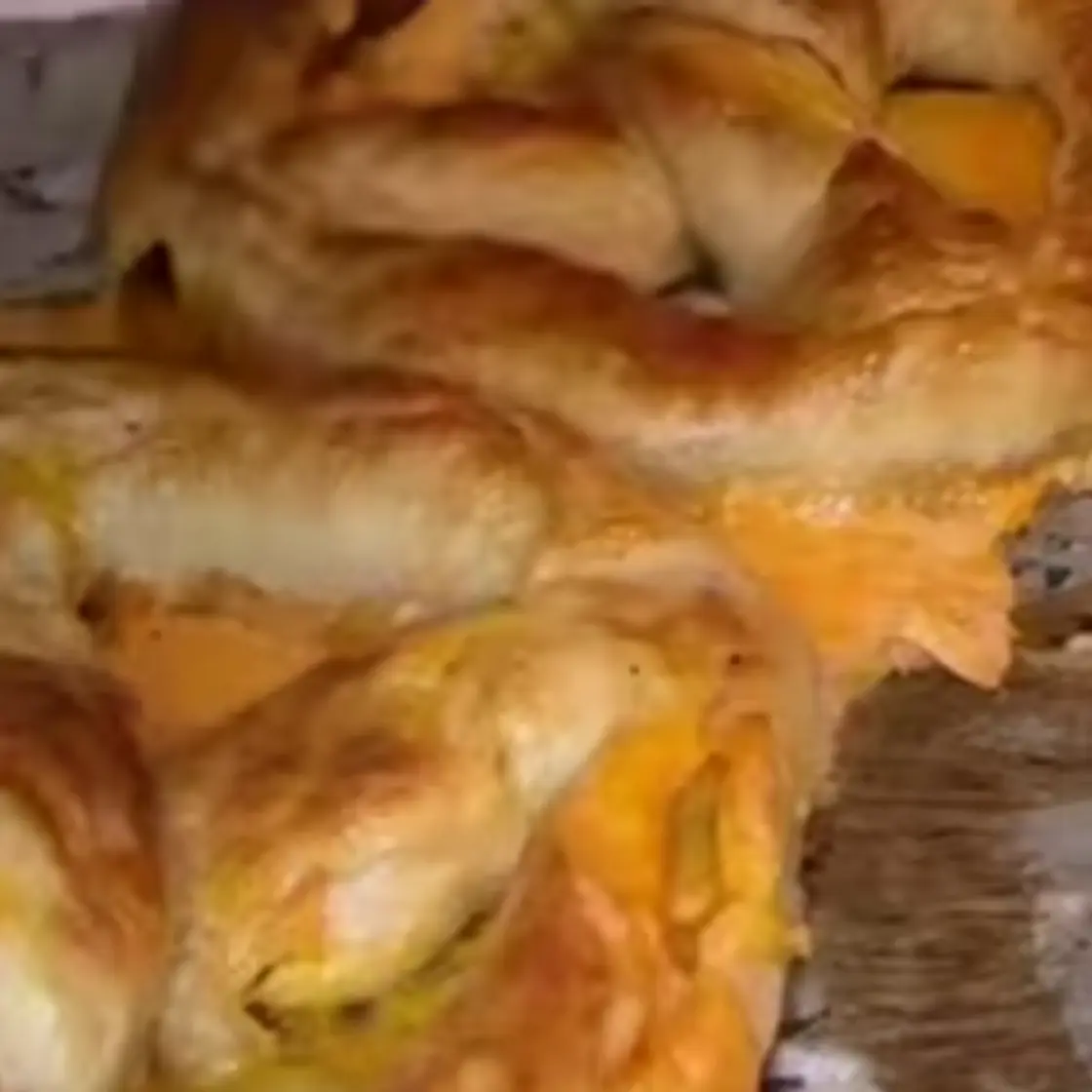 Stuffed Cheese Pretzels