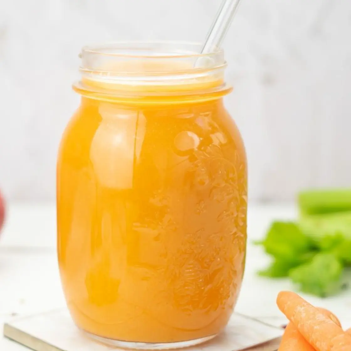 Orangen Sellerie Saft