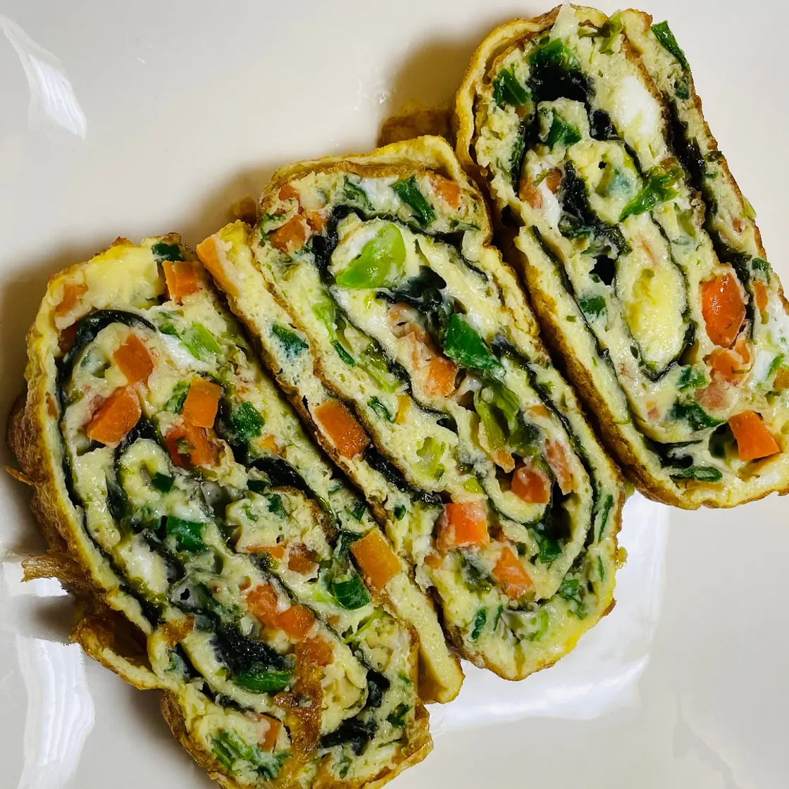Veggie Gyeran Mari (Rolled Korean omelet)
