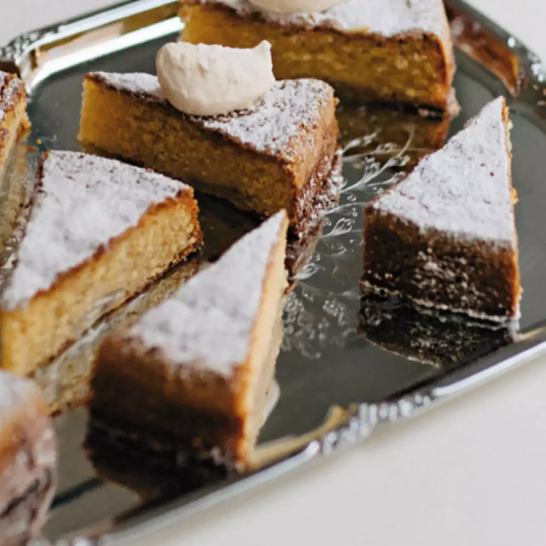 PEAR & POLENTA CAKE WITH EARL GREY CREAM