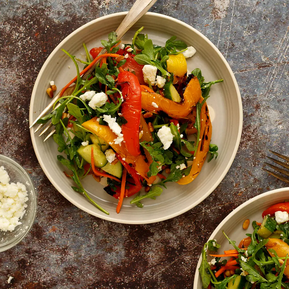Grilled Bell Pepper and Arugula Salad (Easy Roasted Pepper Salad)