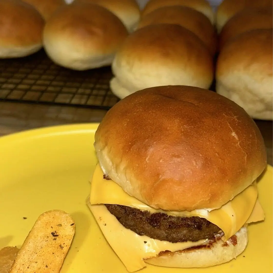 40 min Burger Buns from Taste of Home