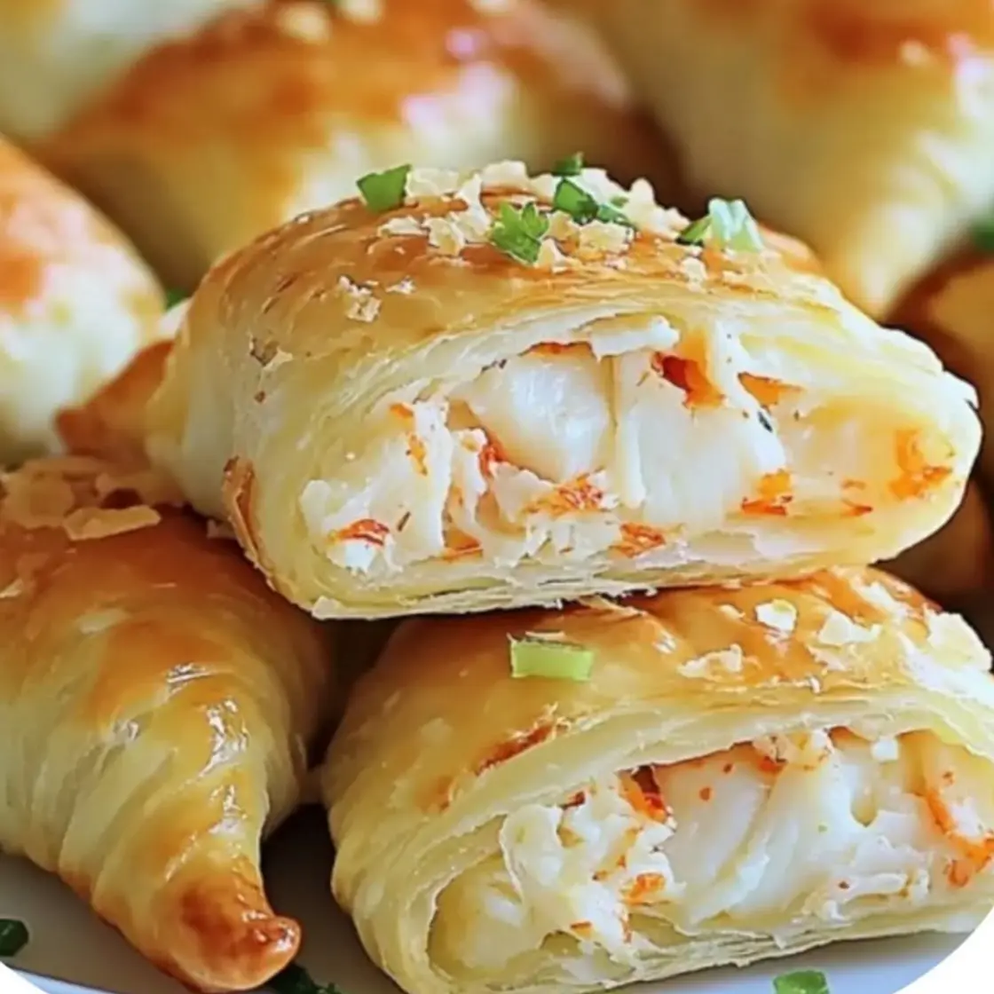 CRAB CRESANT BITES