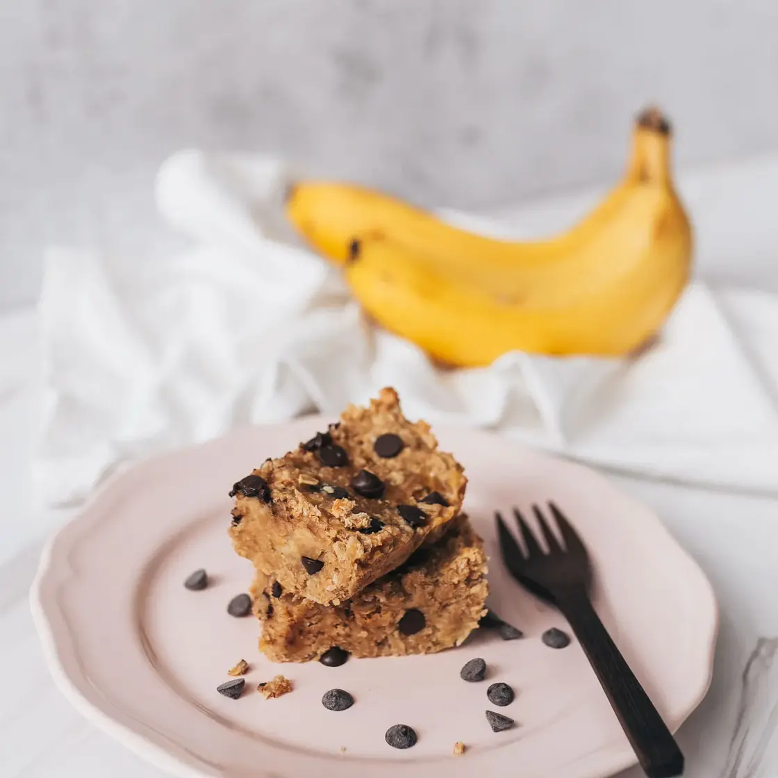 4-Ingredient Breakfast Bars