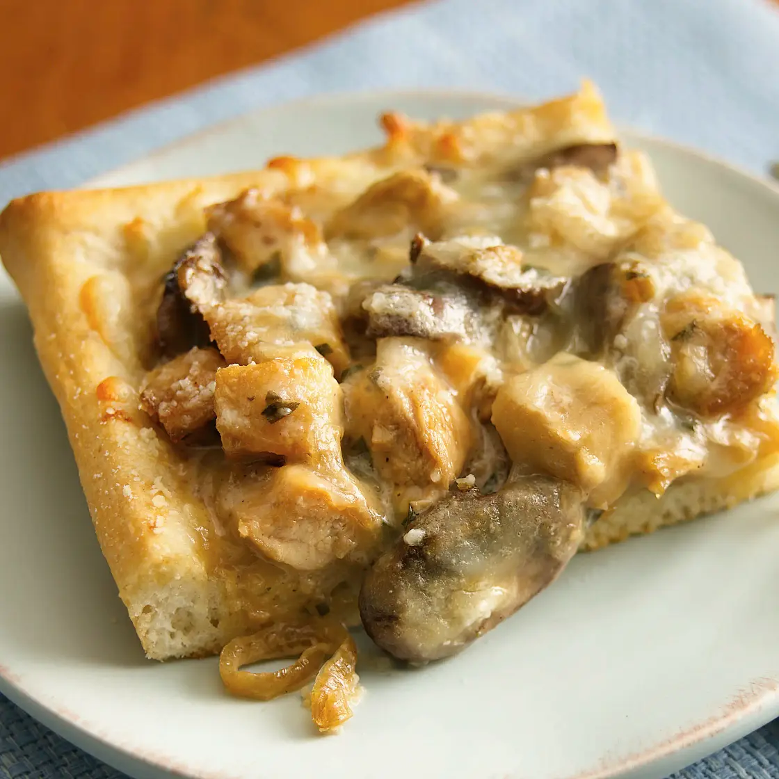 Creamy Chicken Marsala Pizza
