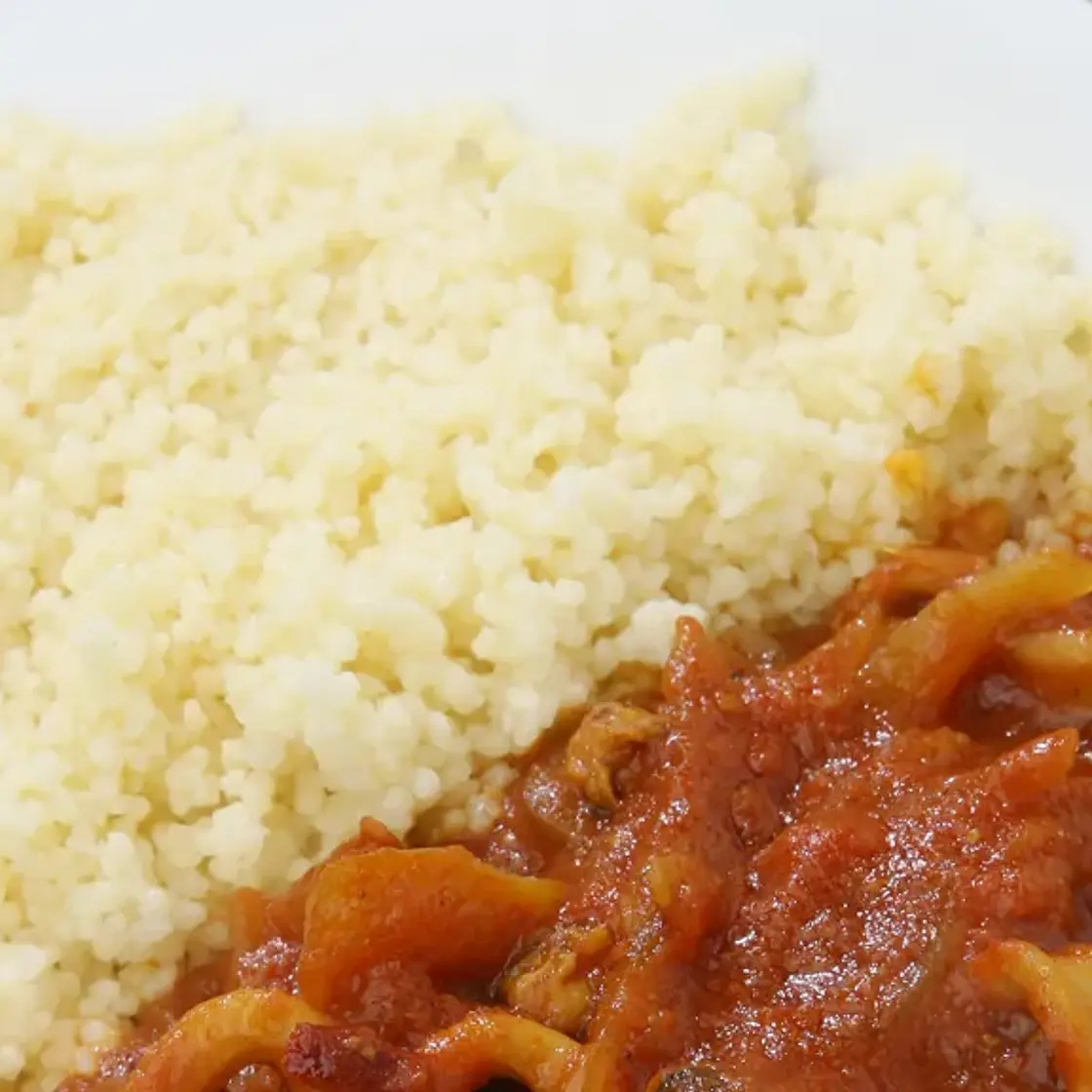 Lamelles d'encornets à la tomate