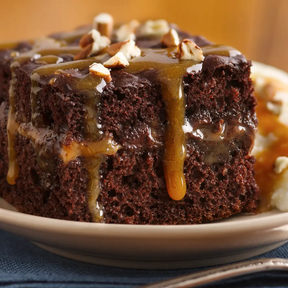 Chocolate Turtle Cake